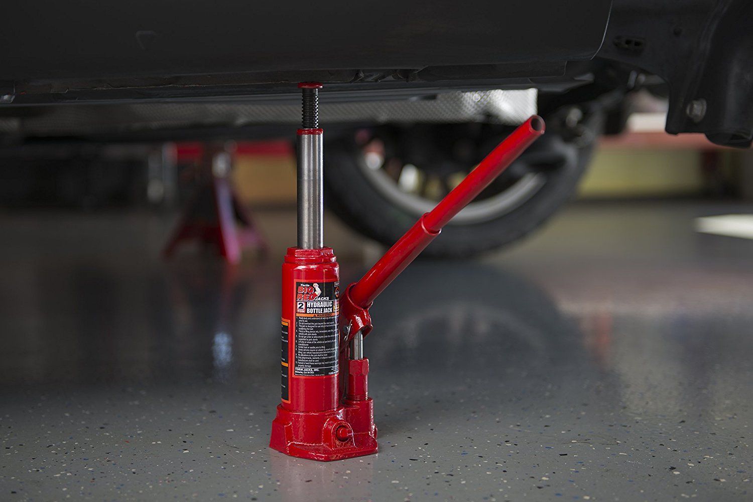 Kích thủy lực 2 tầng có ưu điểm gì so với loại kích thủy lực thông thường 4