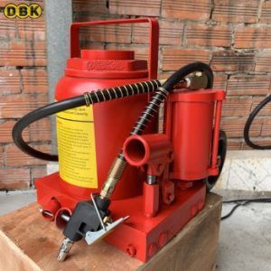 Con đội hơi 50 tấn DBK